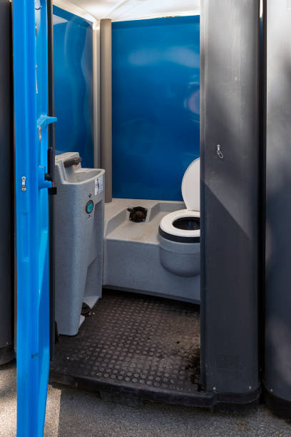 Best Best portable toilet rental  in Newburgh Heights, OH