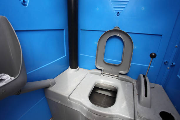 Best Porta potty rental near me  in Newburgh Heights, OH
